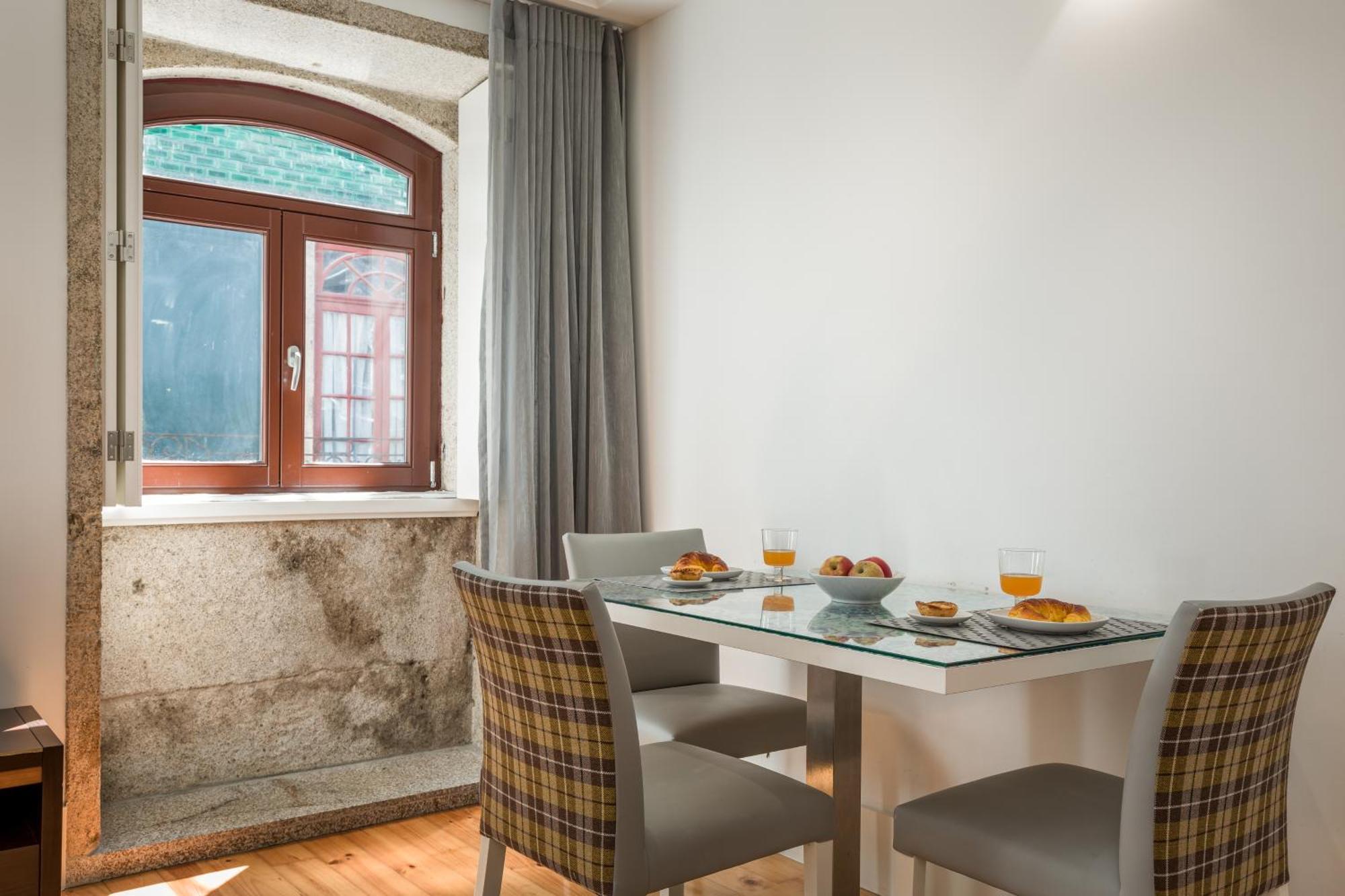 Bra.Com Apartments Oporto Pinheiros מראה חיצוני תמונה